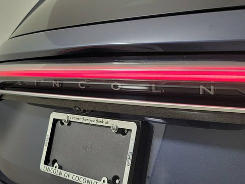 Certified 2024 Lincoln Nautilus Reserve AWD/4WD image 8