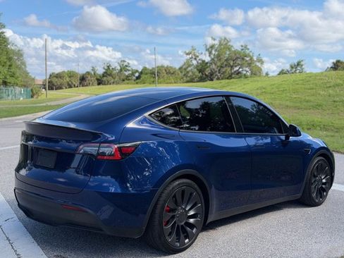 Used 2020 Tesla Model Y Long Range image 5