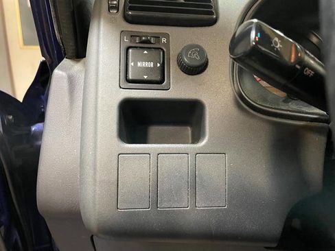 Used 1998 Toyota RAV4 2WD 4-Door image 34