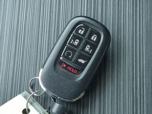 Used 2025 Honda Odyssey Sport-L image 29