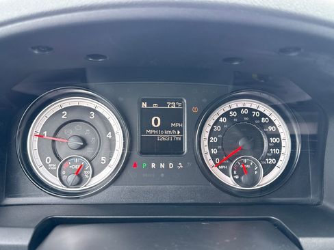 Used 2015 RAM 1500 Tradesman w/ Popular Equipment Group AWD/4WD image 18