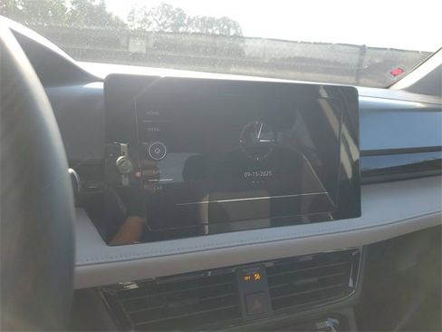 New 2025 Volkswagen Taos S image 18