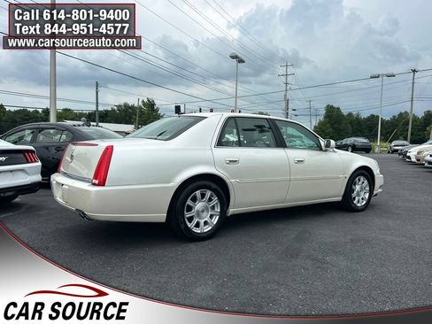 Used 2008 Cadillac DTS w/ Sun And Sound Package FWD image 8
