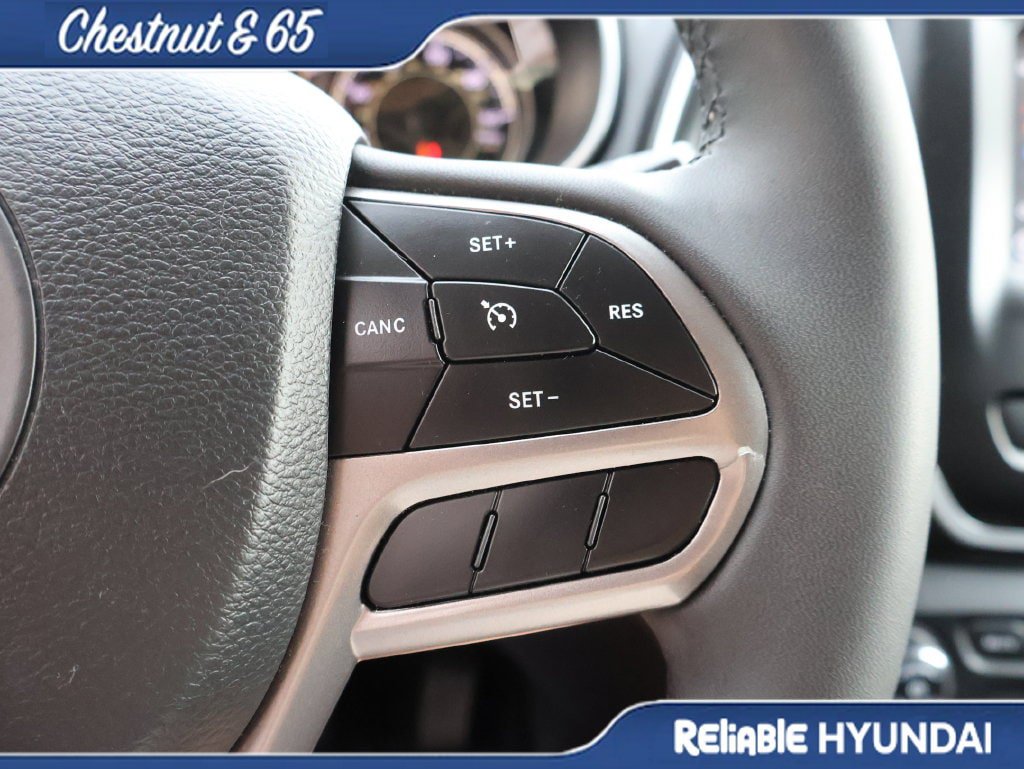 Used 2021 Jeep Cherokee Latitude Lux AWD/4WD image 27