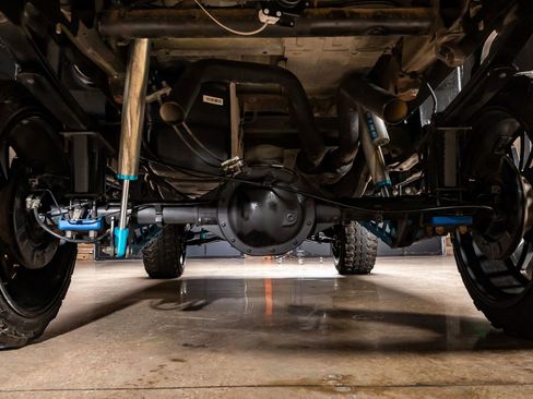 Used 2018 Chevrolet Silverado 1500 LT w/ Texas Edition image 16