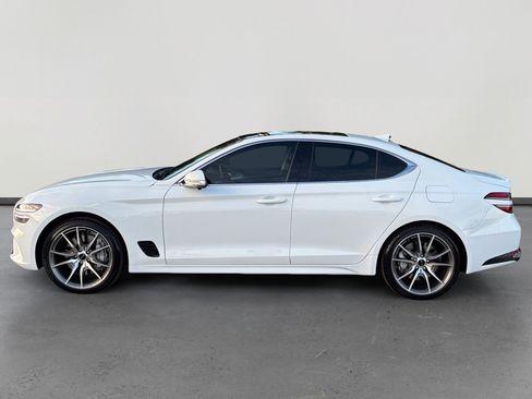 Used 2026 Genesis G70 2.5T Prestige image 2