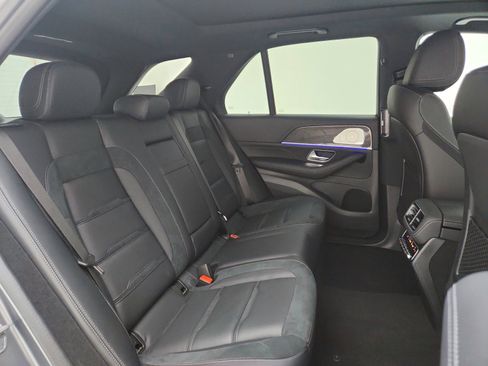 Certified 2025 Mercedes-Benz GLE 53 AMG 4MATIC image 21