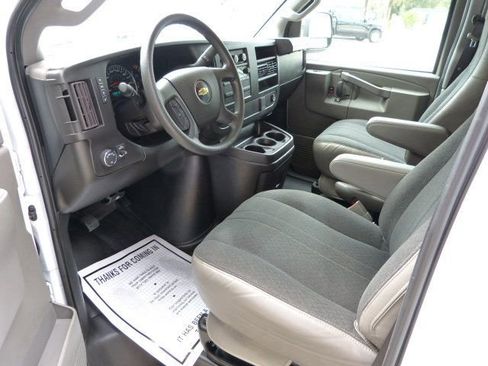 Used 2023 Chevrolet Express 2500 w/ Driver Convenience Package image 27