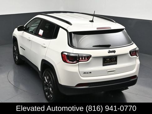Used 2021 Jeep Compass Latitude AWD/4WD image 23