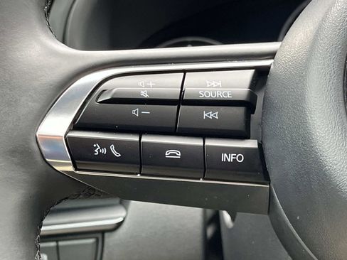 Used 2024 MAZDA MAZDA3 s image 23