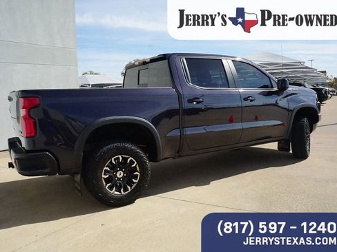 Used 2024 Chevrolet Silverado 1500 ZR2 w/ Technology Package AWD/4WD image 5