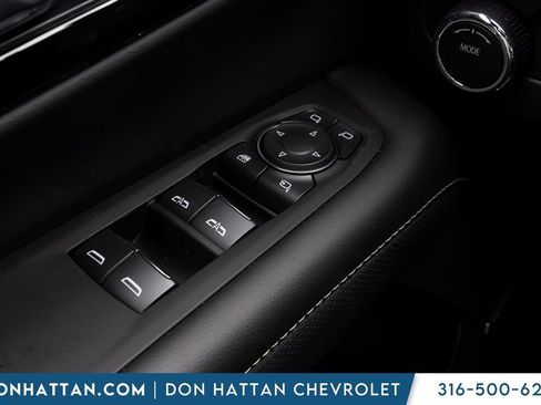 New 2026 Chevrolet Suburban Premier w/ Sun And Tow Package AWD/4WD image 12