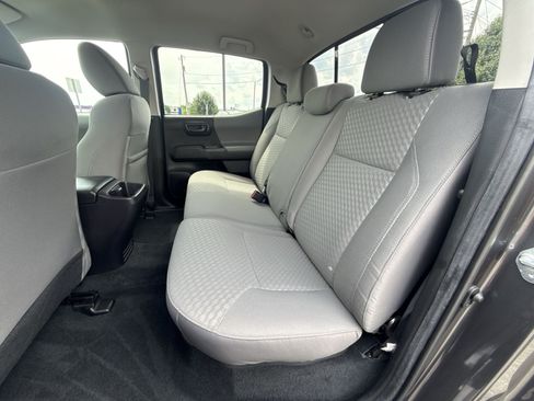 Used 2023 Toyota Tacoma SR AWD/4WD image 24