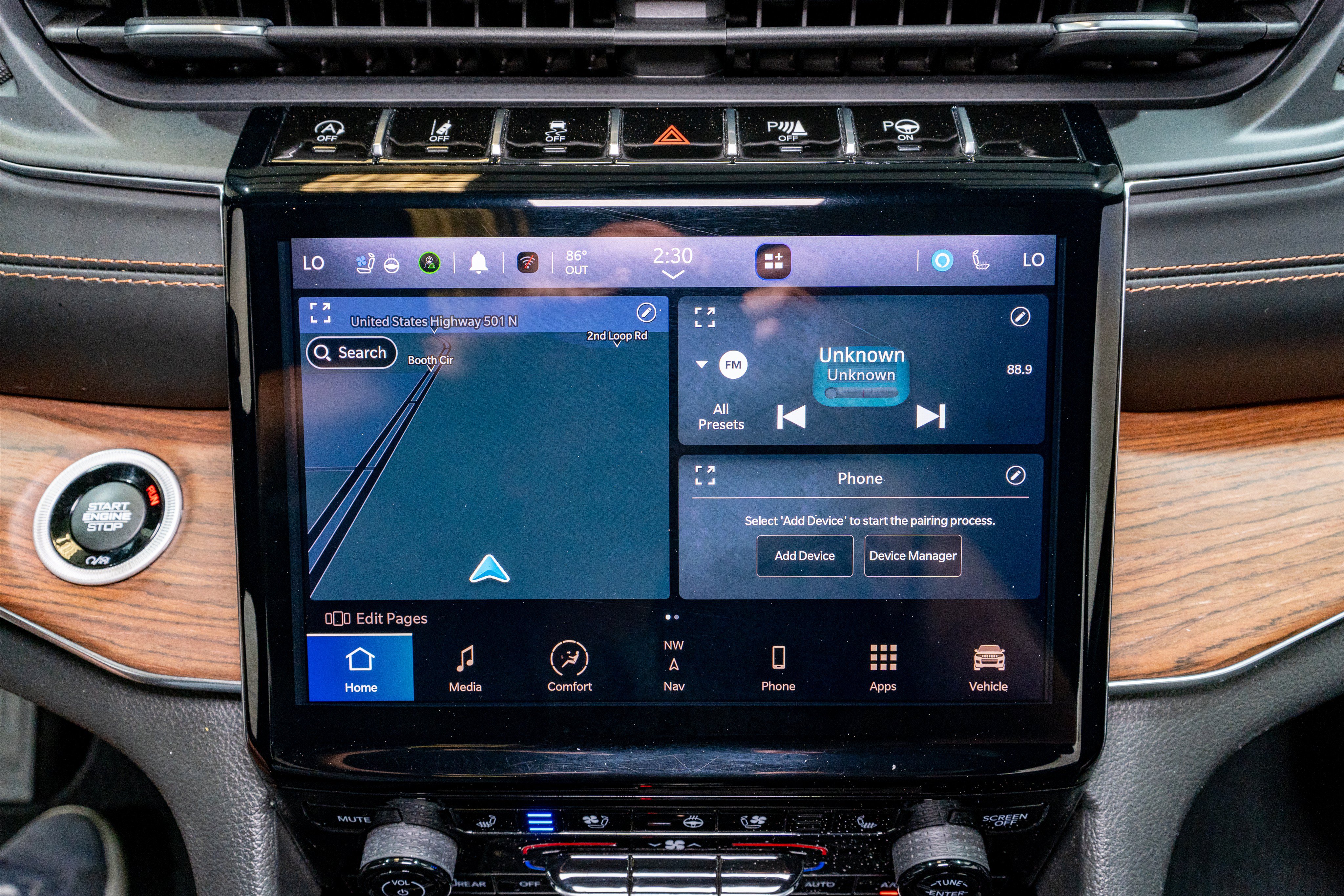 Used 2023 Jeep Grand Cherokee L Summit w/ Luxury Tech Group V RWD image 20