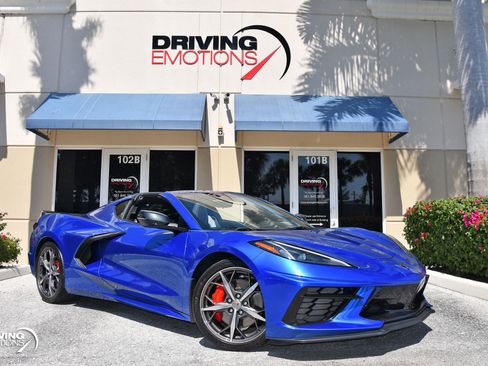 Used 2020 Chevrolet Corvette Stingray Premium Cpe w/ 3LT Preferred Equipment Group RWD image 1