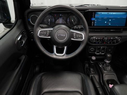 Used 2024 Jeep Wrangler High Altitude image 25