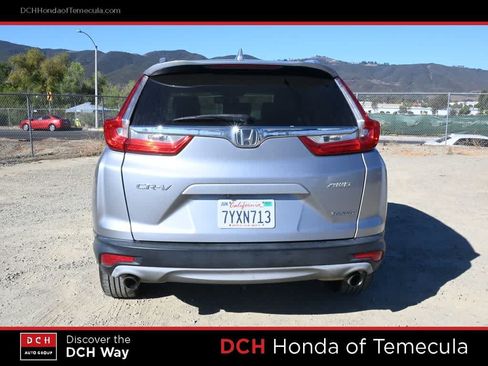 Used 2017 Honda CR-V Touring image 6