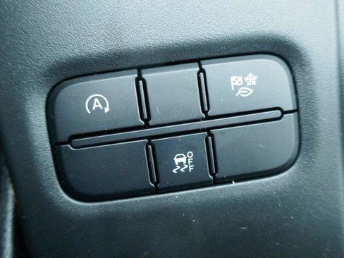 New 2025 Ford Ranger XL image 18