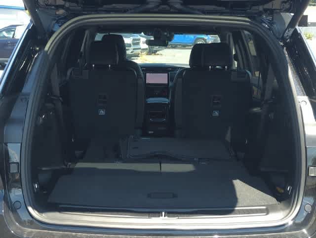 Certified 2025 Jeep Grand Cherokee L Limited w/ Black Appearance Package AWD/4WD image 39