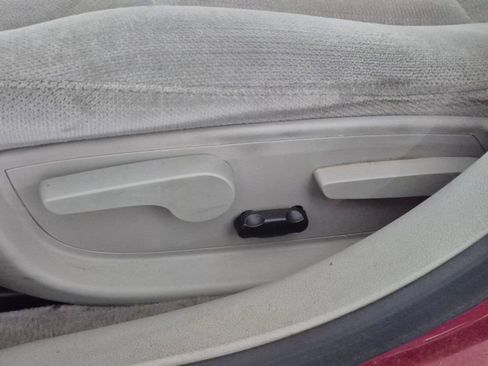 Used 2014 Chevrolet Impala LT w/ LT Sunroof Package FWD image 17