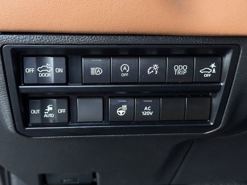 Used 2023 Toyota Tundra 1794 Edition image 27