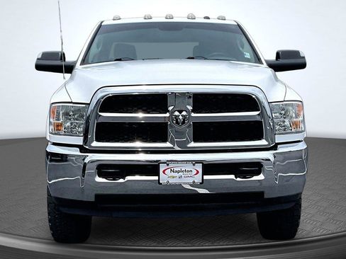 Used 2017 RAM 2500 SLT AWD/4WD image 3
