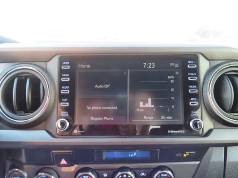 Certified 2022 Toyota Tacoma TRD Off-Road w/ Technology Package image 32