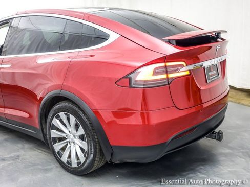 Used 2019 Tesla Model X 75D AWD/4WD image 10