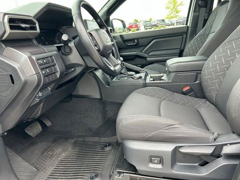 Used 2026 Toyota Tacoma SR5 AWD/4WD image 24