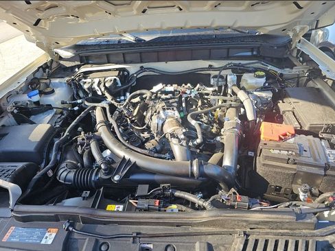 Used 2025 Ford Bronco Outer Banks AWD/4WD image 10