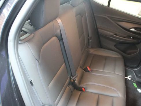 Used 2024 Buick Envista Sport Touring FWD image 9