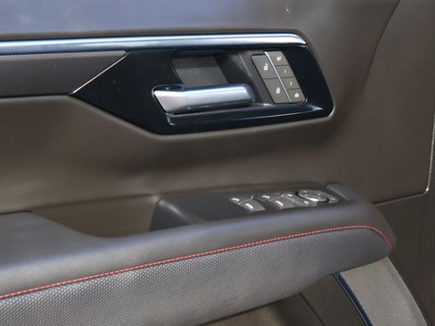 Used 2025 Chevrolet Tahoe RST w/ Comfort Package image 17