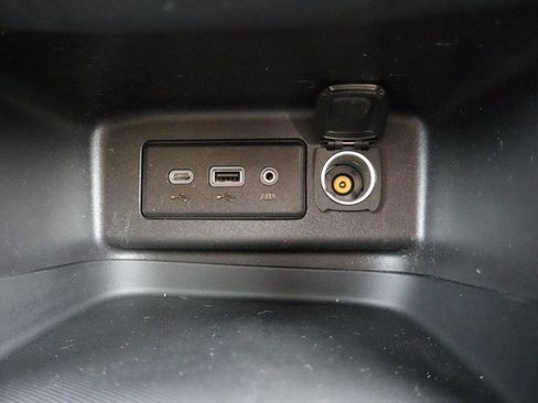 Used 2023 Chevrolet Equinox RS image 13