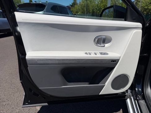 Used 2023 Hyundai Ioniq 5 Limited AWD/4WD image 11