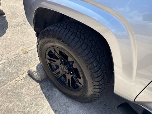 Used 2022 Toyota Tacoma SR w/ SR Convenience Package RWD image 10