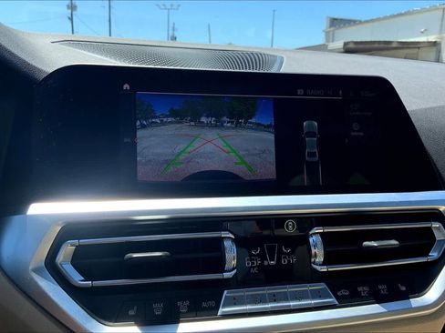 Used 2021 BMW 330i Sedan w/ Premium Package image 28