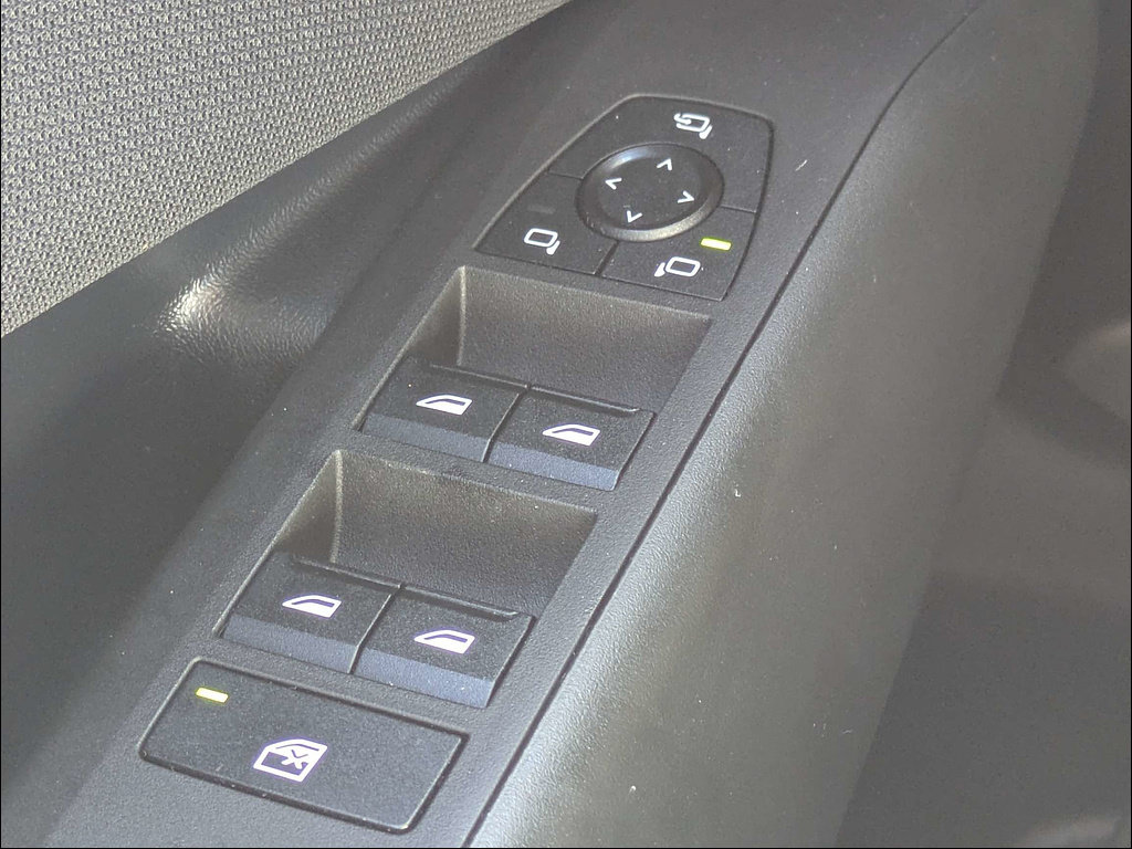 Used 2025 BMW X3 xDrive30i w/ Convenience Package AWD/4WD image 28