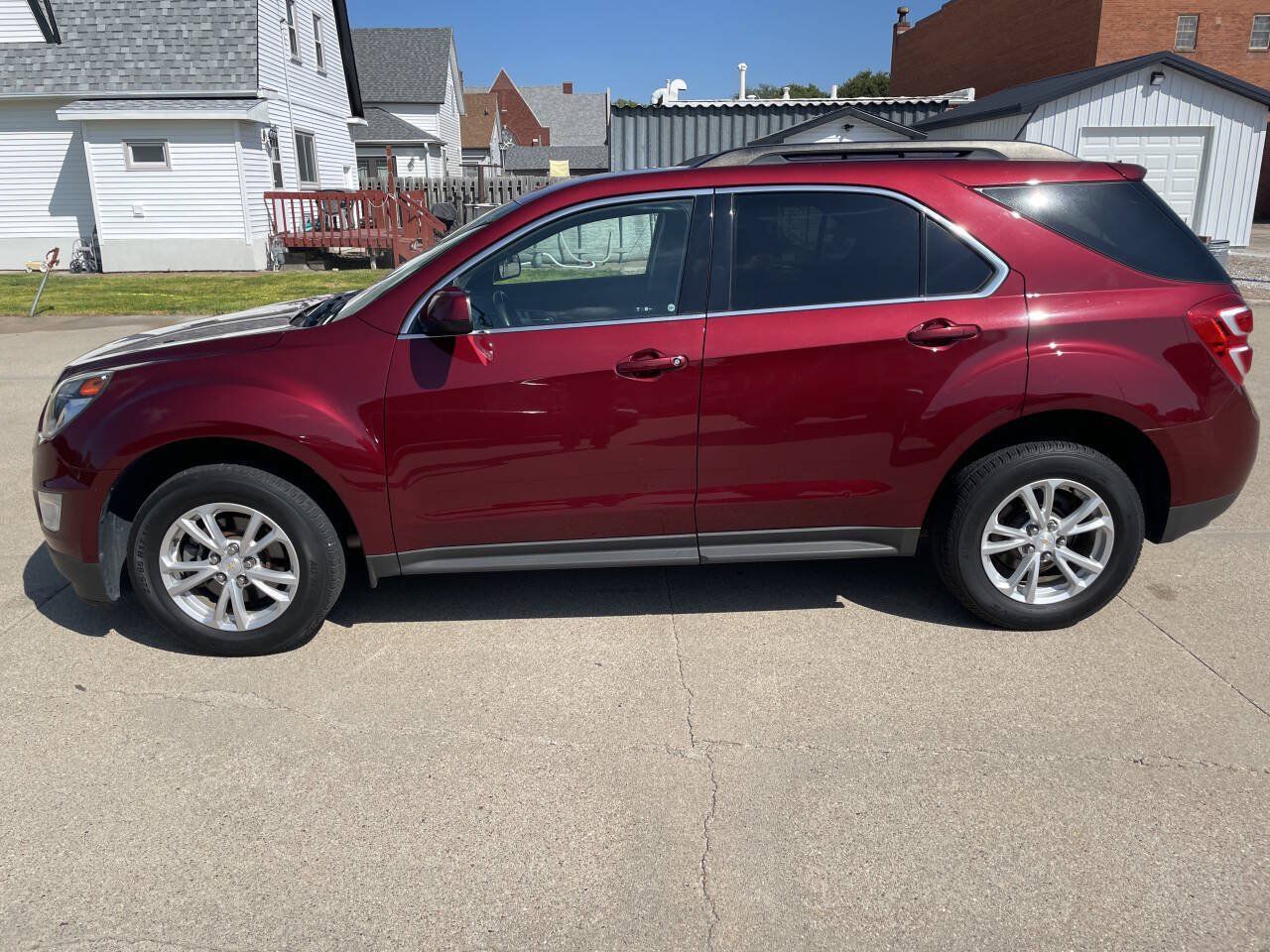 Used 2016 Chevrolet Equinox LT w/ Convenience Package FWD image 2