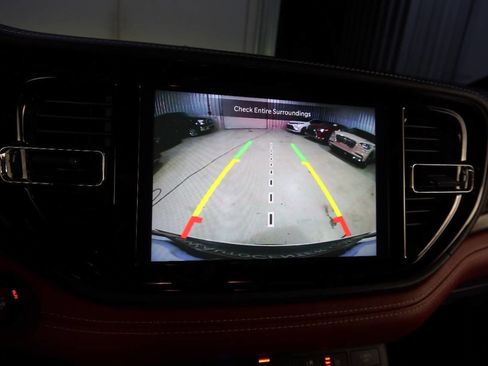 Used 2021 Dodge Durango SRT w/ Premium Interior Group image 25