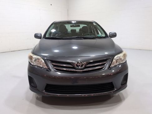 Used 2013 Toyota Corolla LE FWD image 8