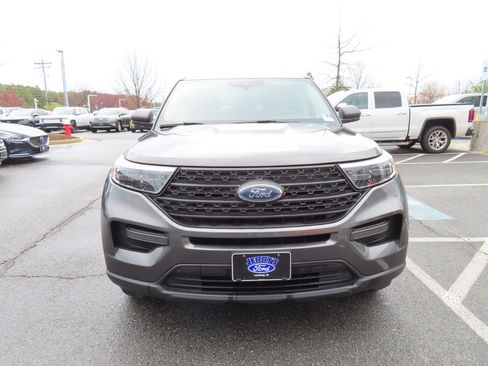 Used 2020 Ford Explorer 4WD image 2
