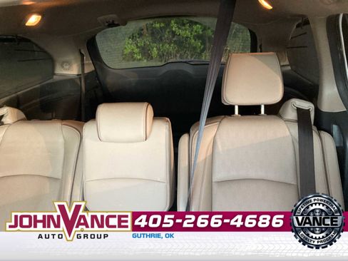 Used 2024 Honda Odyssey Elite image 4