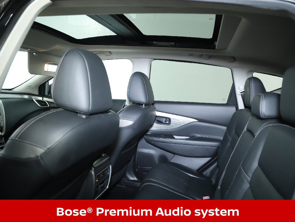Used 2017 Nissan Murano Platinum w/ Platinum Technology Package AWD/4WD image 16