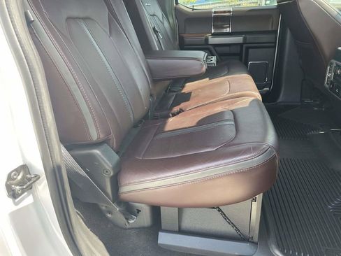 Certified 2017 Ford F250 Platinum w/ Platinum Ultimate Package image 24