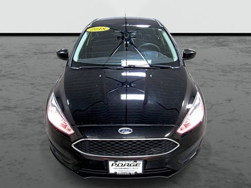 Used 2018 Ford Focus SE FWD image 6
