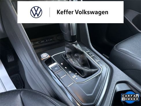 Used 2020 Volkswagen Tiguan SE image 16