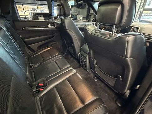 Used 2016 Jeep Grand Cherokee Overland image 11
