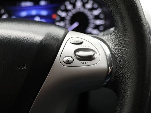 Used 2017 Nissan Murano SV w/ Visibility Package image 20