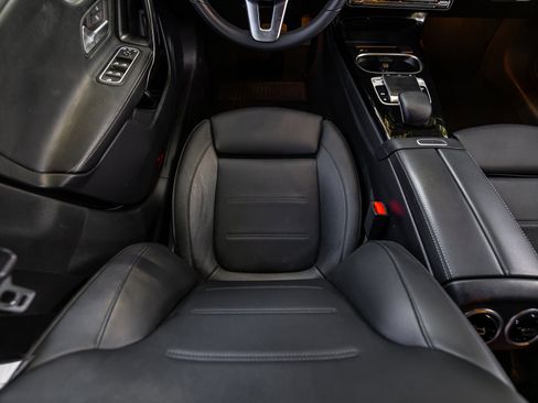 Used 2020 Mercedes-Benz CLA 250 image 52