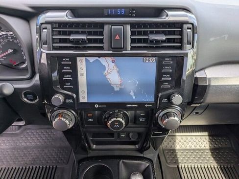 Used 2020 Toyota 4Runner TRD Off-Road Premium image 26